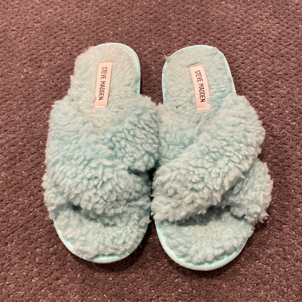 Comfy Cute Teal Blue Fluffy Slippers